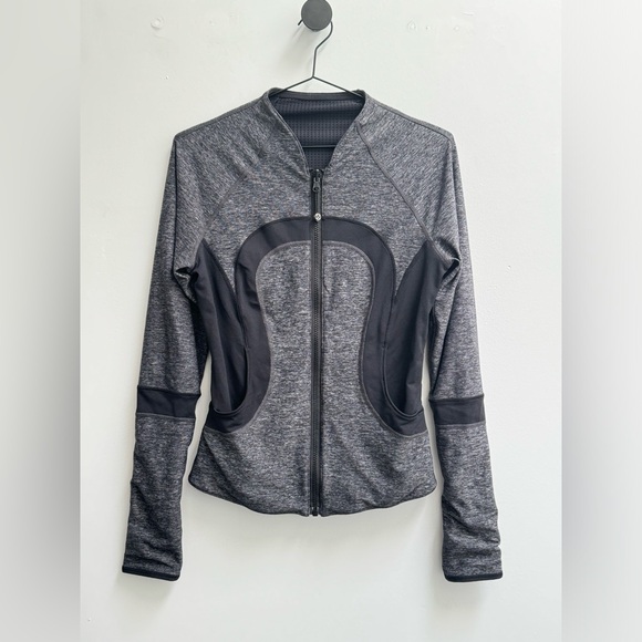 Lululemon Black ‘Find Your Bliss’ Jacket, Reversible - Size 6 - Picture 3 of 15